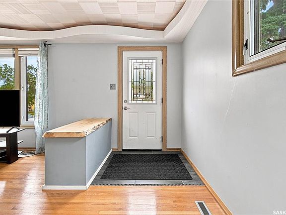3rd image of 2474 Elliott STREET