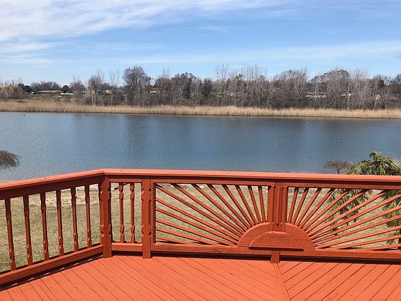 4th image of 51486 Sandshores Dr