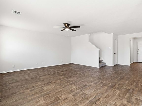 5th image of 6418 Handel Lodge