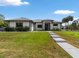 2538 4th Ave NE, Naples, FL 34120