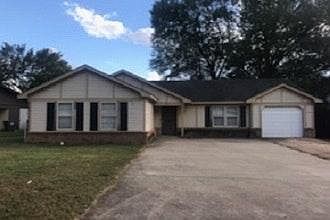 1st image of 3227 Holly Berry Dr
