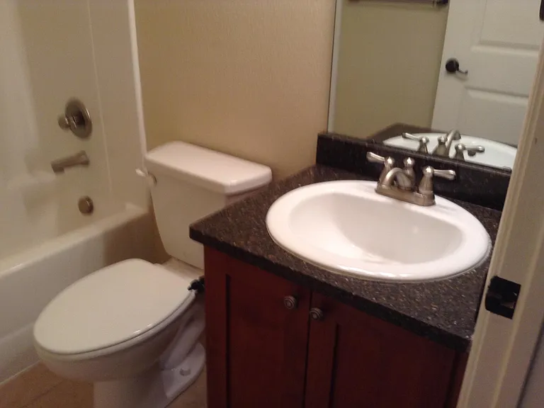 229 Stillwood Dr #6A — Photo 8