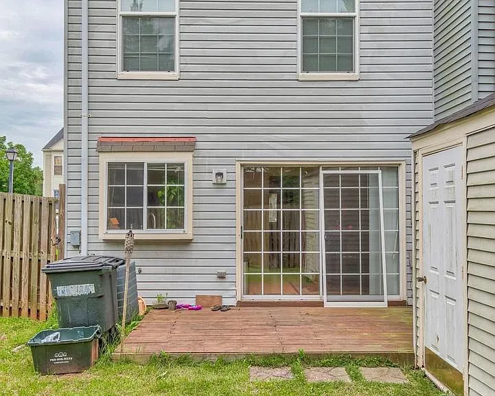 3018 McMaster Ct — Photo 10