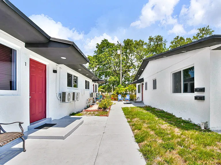 435 Ali Baba Ave #2 — Photo 2