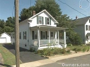 12 Cherry St, Windsor Locks, CT 06096