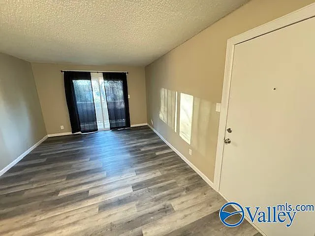 2 bed, 1.0 bath, 600 sqft, $775 — Photo 3