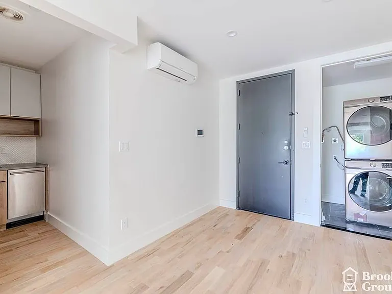 123 Park Ave #3B — Photo 4