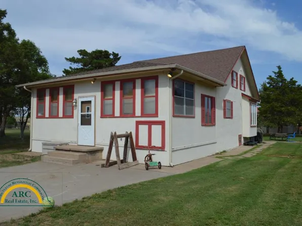 406 S Elm St, Pierceville, KS 67868