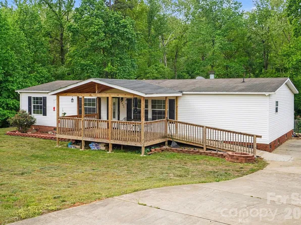 2009 Rocky Creek Ln, Dallas, NC 28034