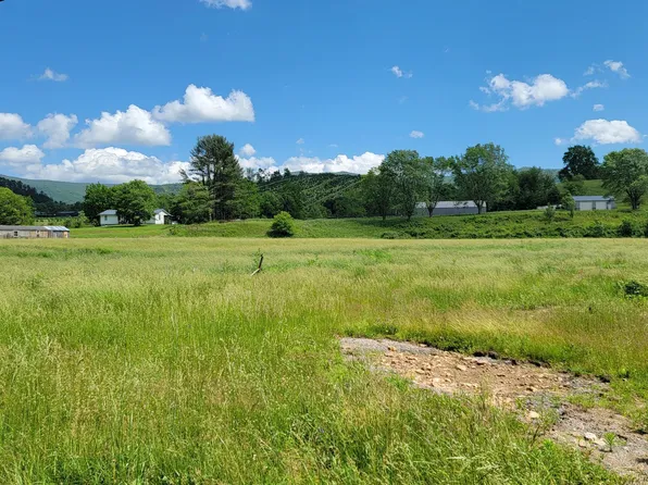 262 Stout Branch Rd, Mountain City, TN 37683