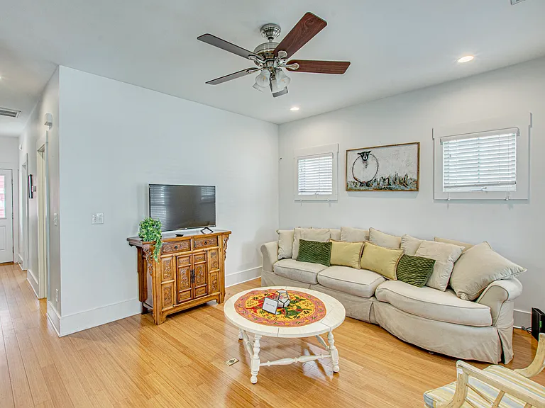 5174 Celtic Dr — Photo 29