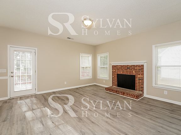 4th image of 637 Tysons Forest Dr