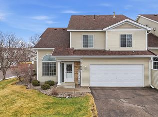 1900 Magnolia Pl, Hudson, WI 54016