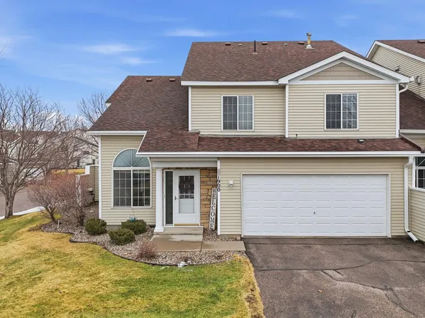 1900 Magnolia Pl, Hudson, WI 54016