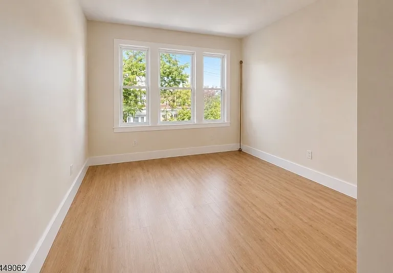 223 Munn Ave #2L — Photo 6