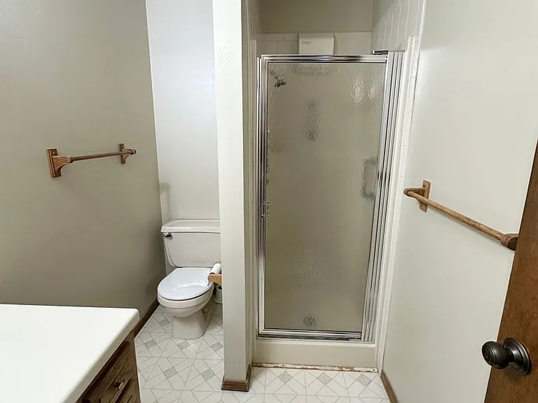2765 E Verona St — Photo 16