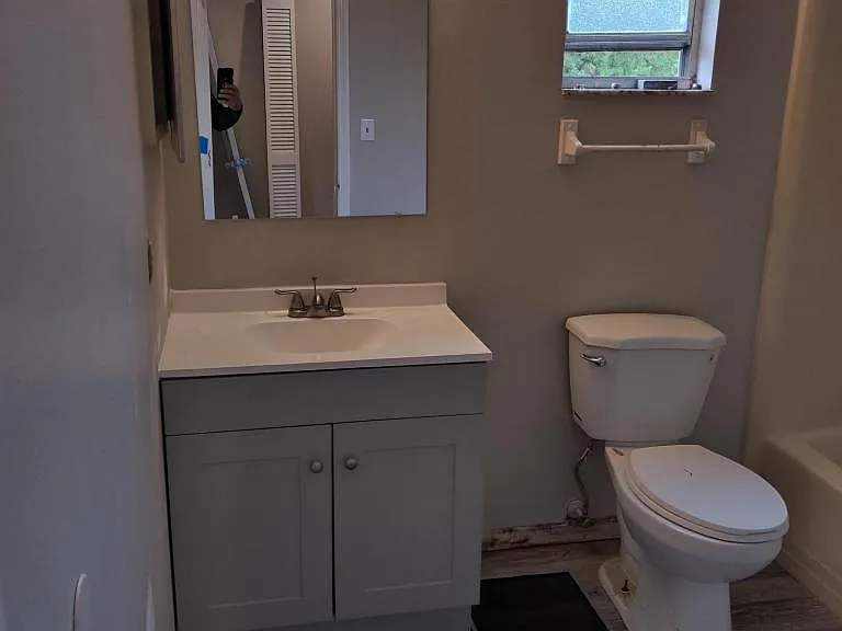 722 W Columbia Ave — Photo 4