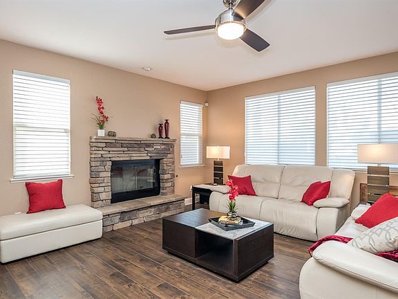 4th image of 1521 Diamond Park Ln