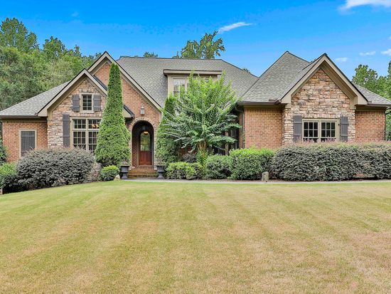 555 Mountains Edge, Peachtree City, GA 30269