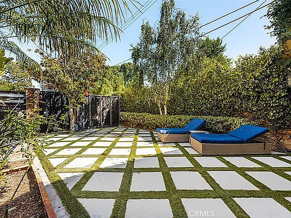 Elden Ave, Costa Mesa — Photo 4