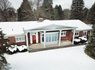 2375 Turk Hill Rd, Victor, NY 14564