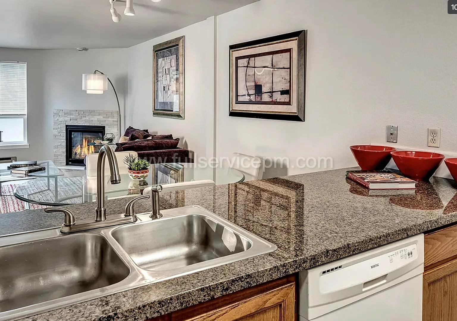 Spacious, Modern Northgate Condo w/ Quartz Kitchen, Secure Parking, Pool & Light Rail Access — Photo 2