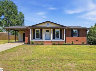 219 Drury Ln, Mauldin, SC 29662