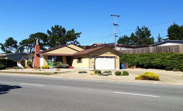 1st image of 3010 College Dr