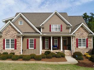 6600 Homage Ct, Fuquay Varina, NC 27526