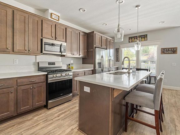 4th image of 340 Tom Bell Rd #111