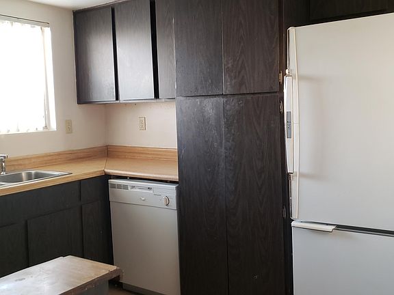 5th image of 4418 N 53rd Ln APT 4