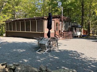 122 Pequest Rd, Shohola, PA 18458