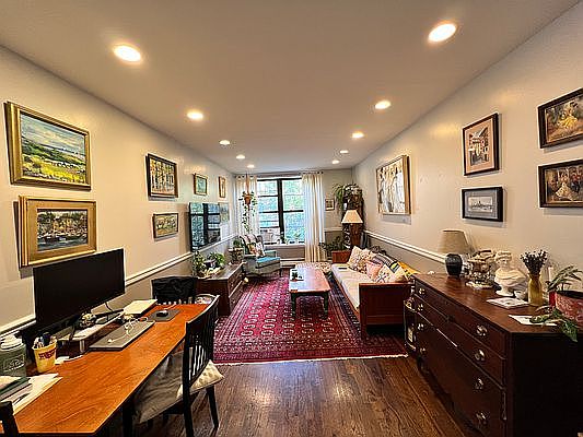 3rd image of 654 Saint Marks Ave APT 2D