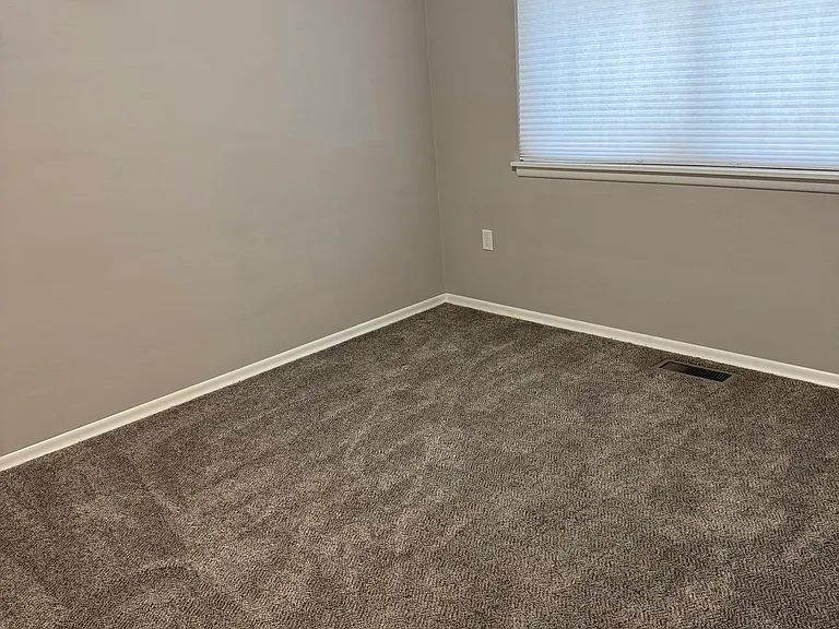 7809 Zier Rd — Photo 11