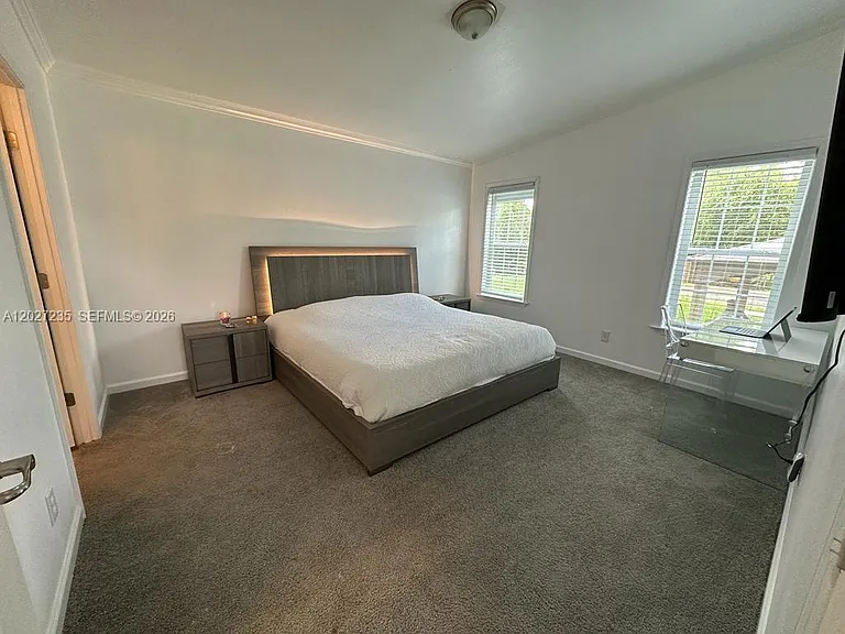 725 N Willow St — Photo 14