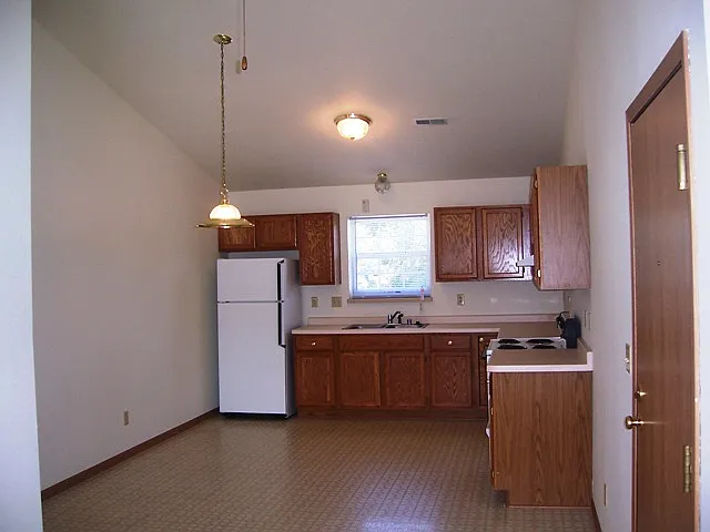 1017 Clement Street kitchen area image 2_05172017