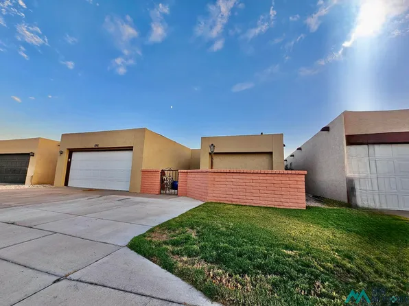 1911 Callaway Dr, Carlsbad, NM 88220
