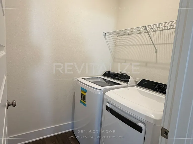 14913 Dayton Cir — Photo 13