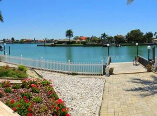 204 Howard Dr, Belleair Beach, FL 33786