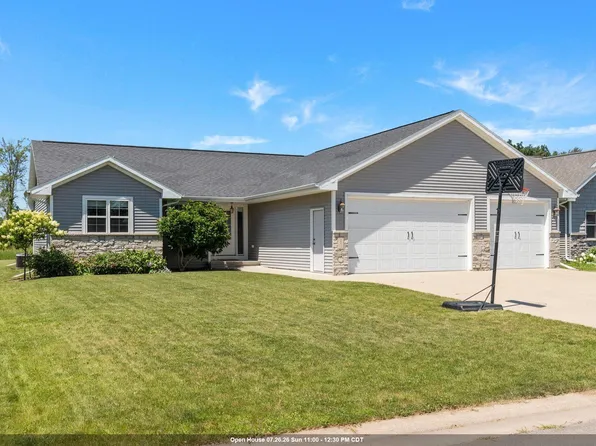 N8973 Spring Valley Rd, Menasha, WI 54952