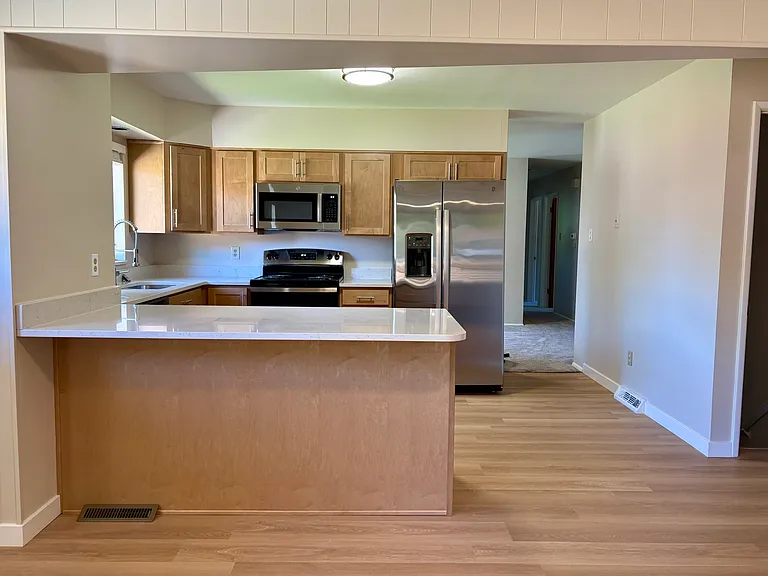 6643 E Bates Ave — Photo 4