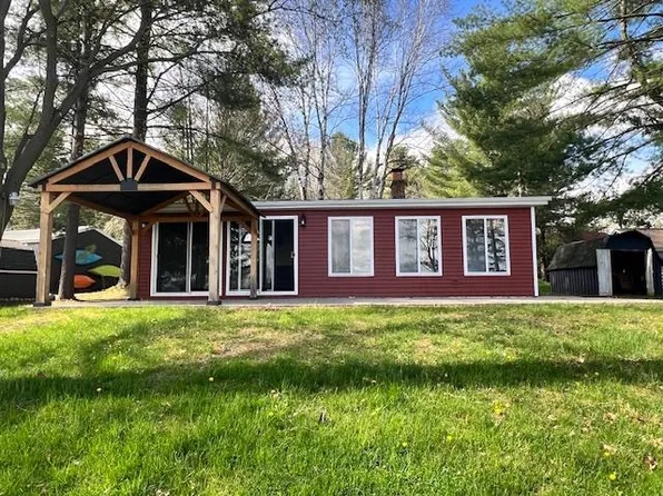 601 N Scott Dr, Farwell, MI 48622