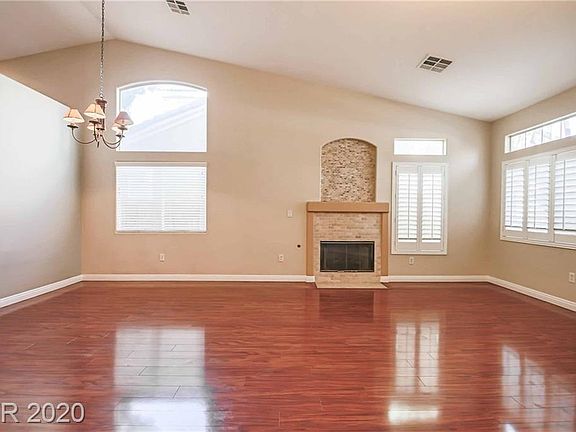 5th image of 5872 Magini Ave