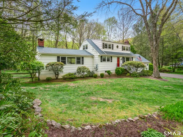 15 Limestone Terrace, Ridgefield, CT 06877