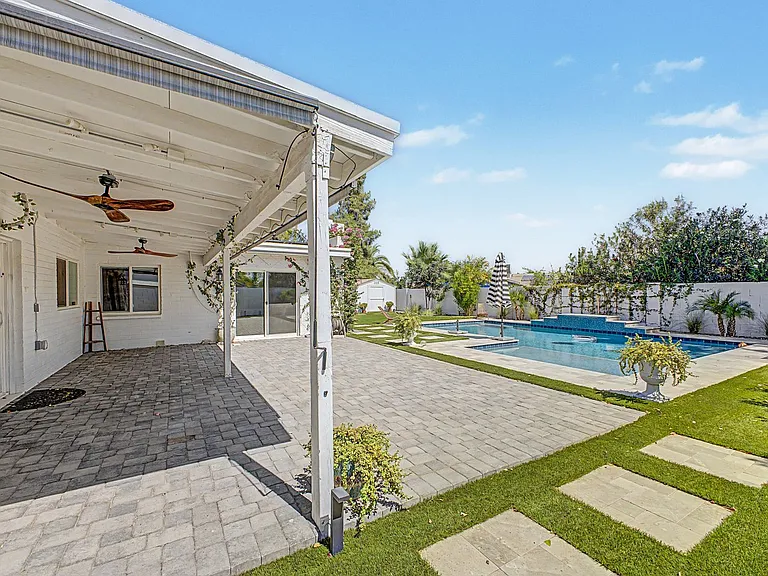 5017 E Acoma Dr — Photo 32