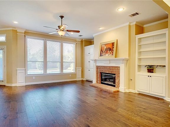4th image of 115 Wendover Ct