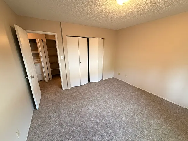 1470 Knottwood Road East NW #1464 — Photo 17