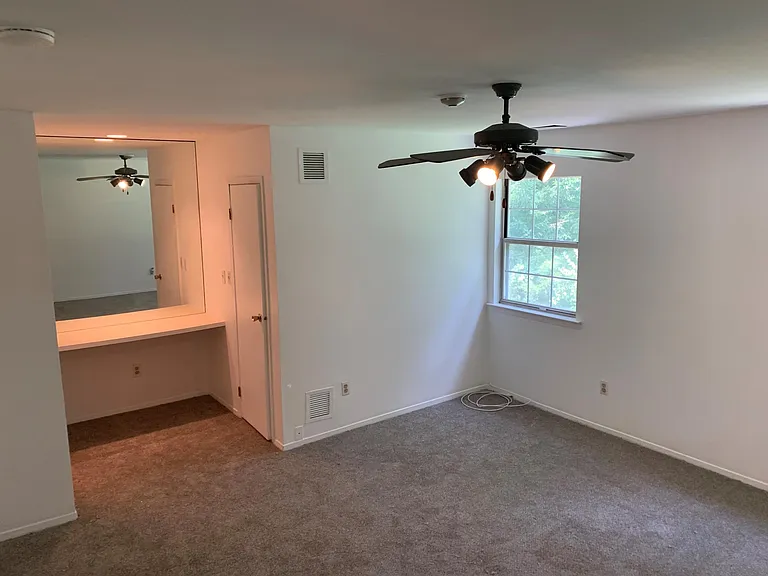 503 Sara Cir — Photo 7