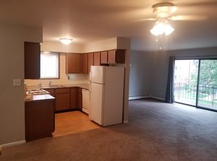 5712 Ridgemont Ln APT 2E, Chicago Ridge, IL 60415