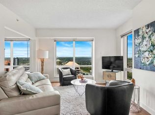 930 S 6th Ave SW #3202, Calgary, AB T2P1J3